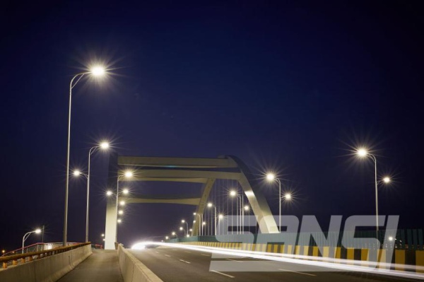 三（sān）思路燈照明