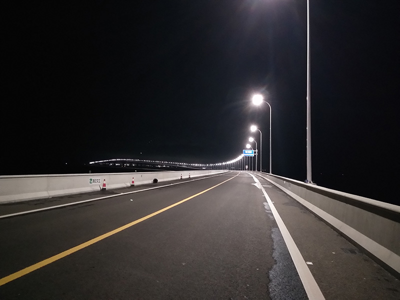 大（dà）功率LED路燈