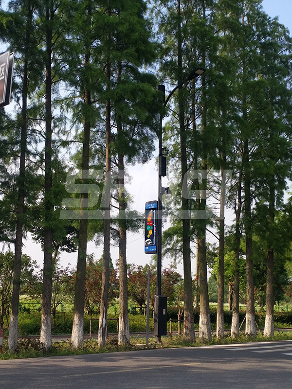 智慧燈杆,提升城（chéng）市照明效率,重要利器（qì）