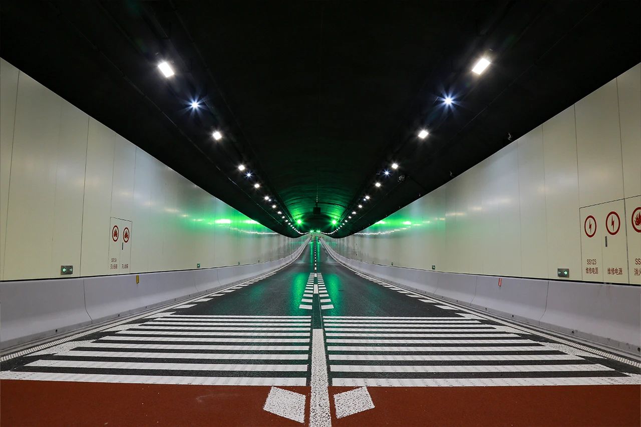 上海銀都路越江隧道通（tōng）車,三（sān）思方案助力黃浦江兩岸（àn）全線貫通