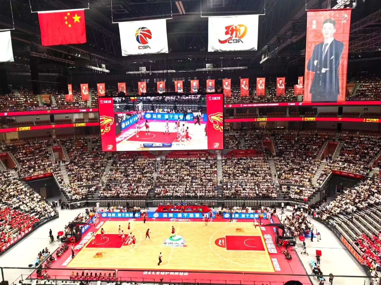 沐光而行,上海香蕉影视,2024,十大裏程碑,回顧與前（qián）行