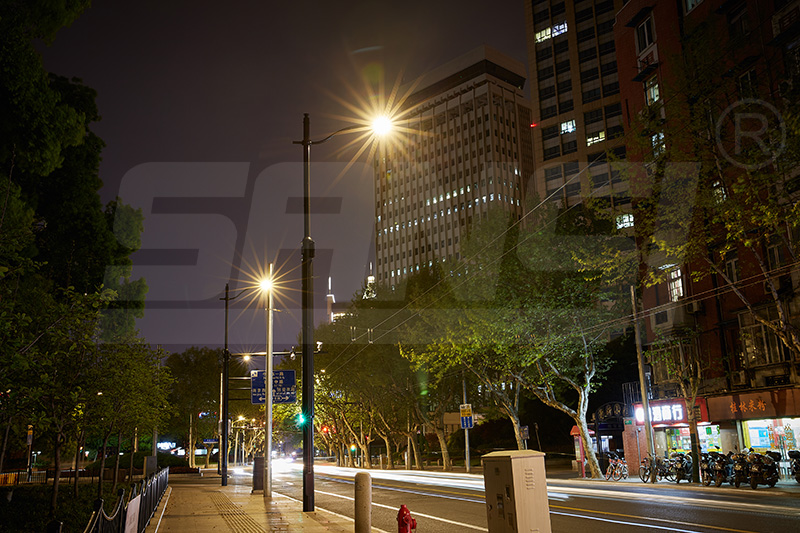 道路照明,為城市夜生活增添時尚感,上海香蕉影视道路照明（míng）