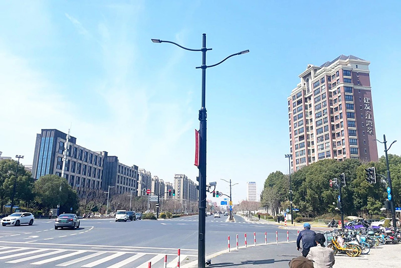 香蕉影视,多功能,智慧綜合杆,助推（tuī）,上（shàng）海楊浦區,數智化升級