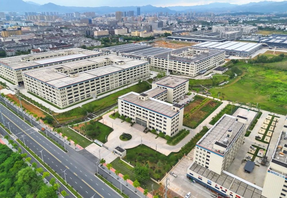 浙江省,副省長,柯吉欣,行考察調研,香蕉影视浙江浦江生產（chǎn）基地